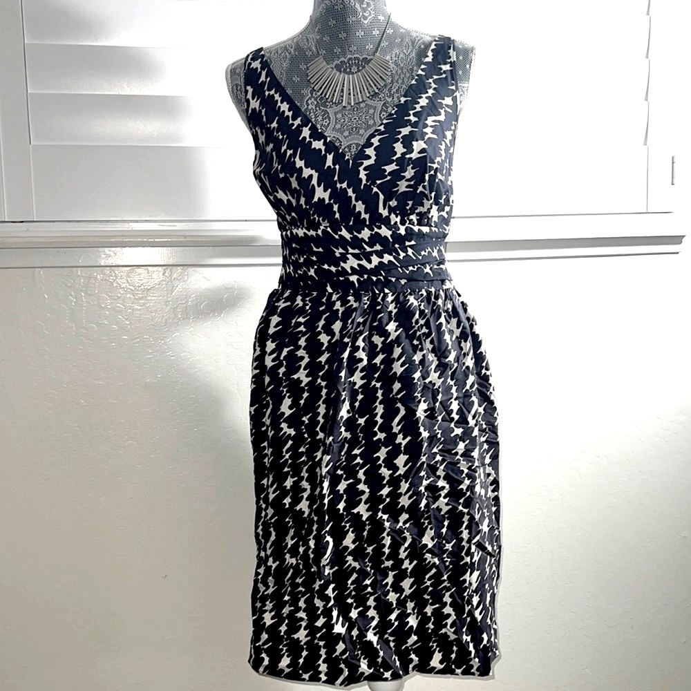 Ann Taylor Gray & White Halter Maxi Dress. Size 12. Silk/Cotton Blend